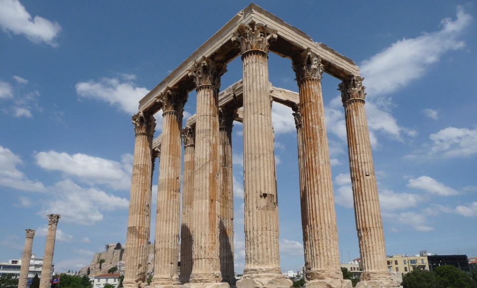  Students from our high school successfully collaborate with their peers in Athens.